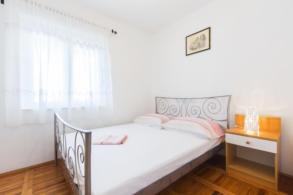 San Apartments 슬라티네 외부 사진