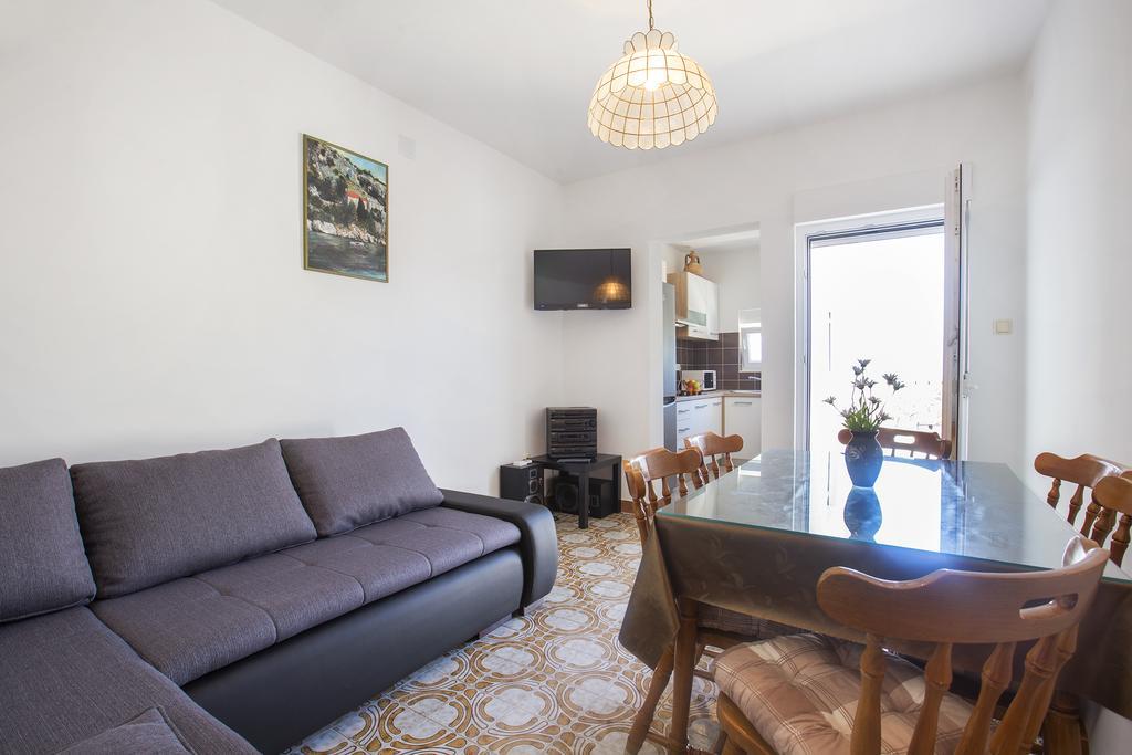 San Apartments 슬라티네 외부 사진